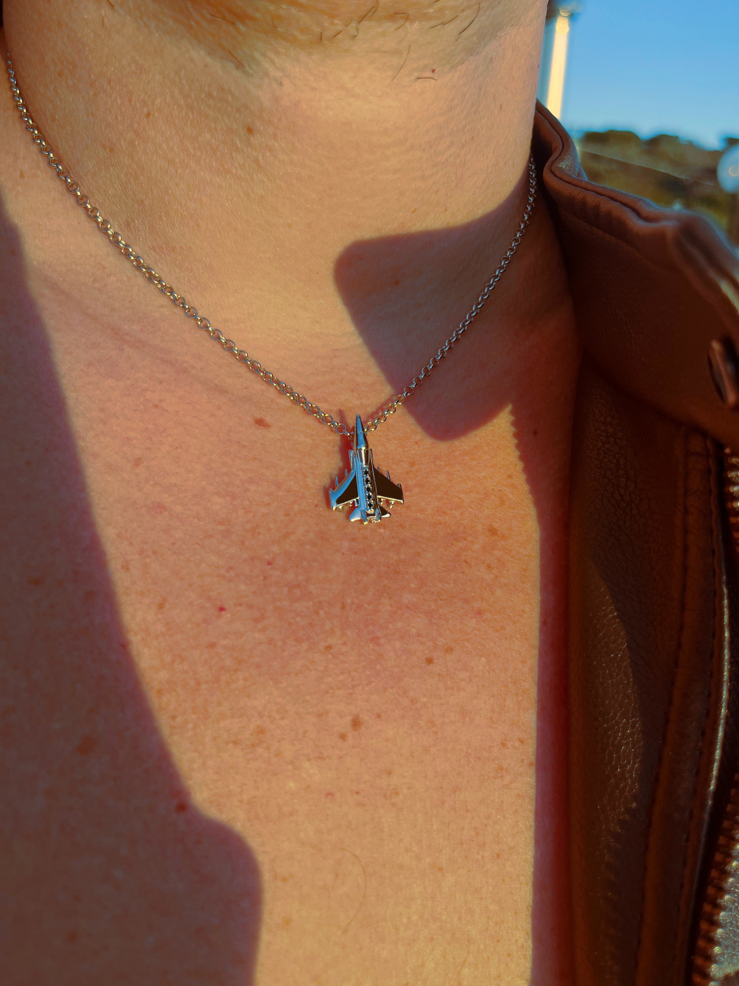 Top Gun pendant